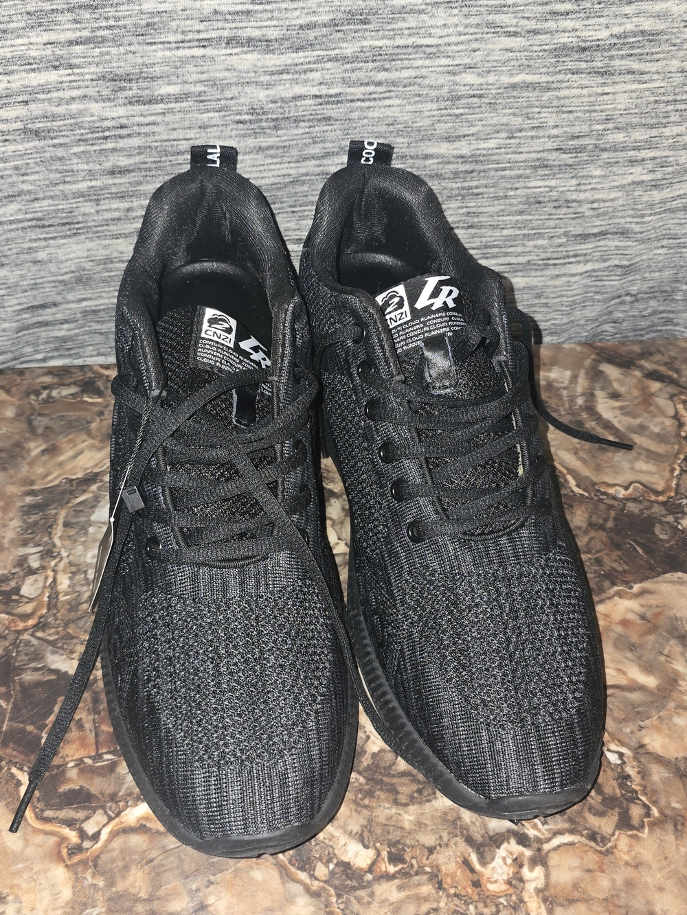 Conzuri Cloud Runner Black Elevator Sneakers Mens 10 Est NWT Tag Removed